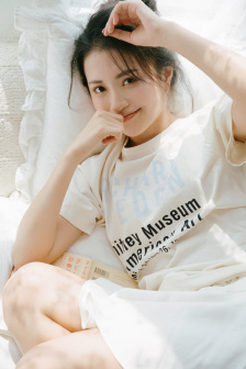 强行玩弄办公室新婚少妇